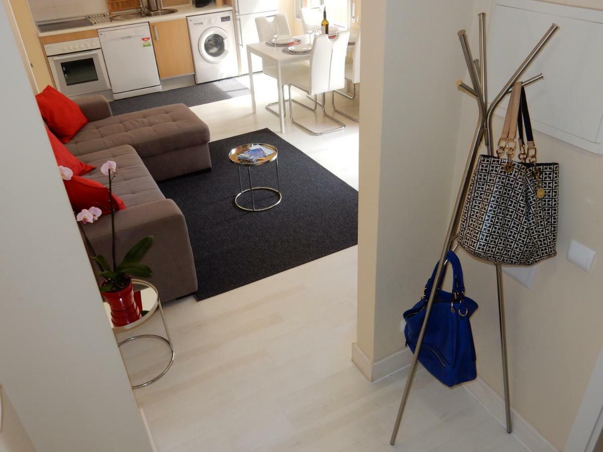 Beach & Sea Apt, Fast Wifi, Airco, Private Parking And Pool Portimão Exterior foto