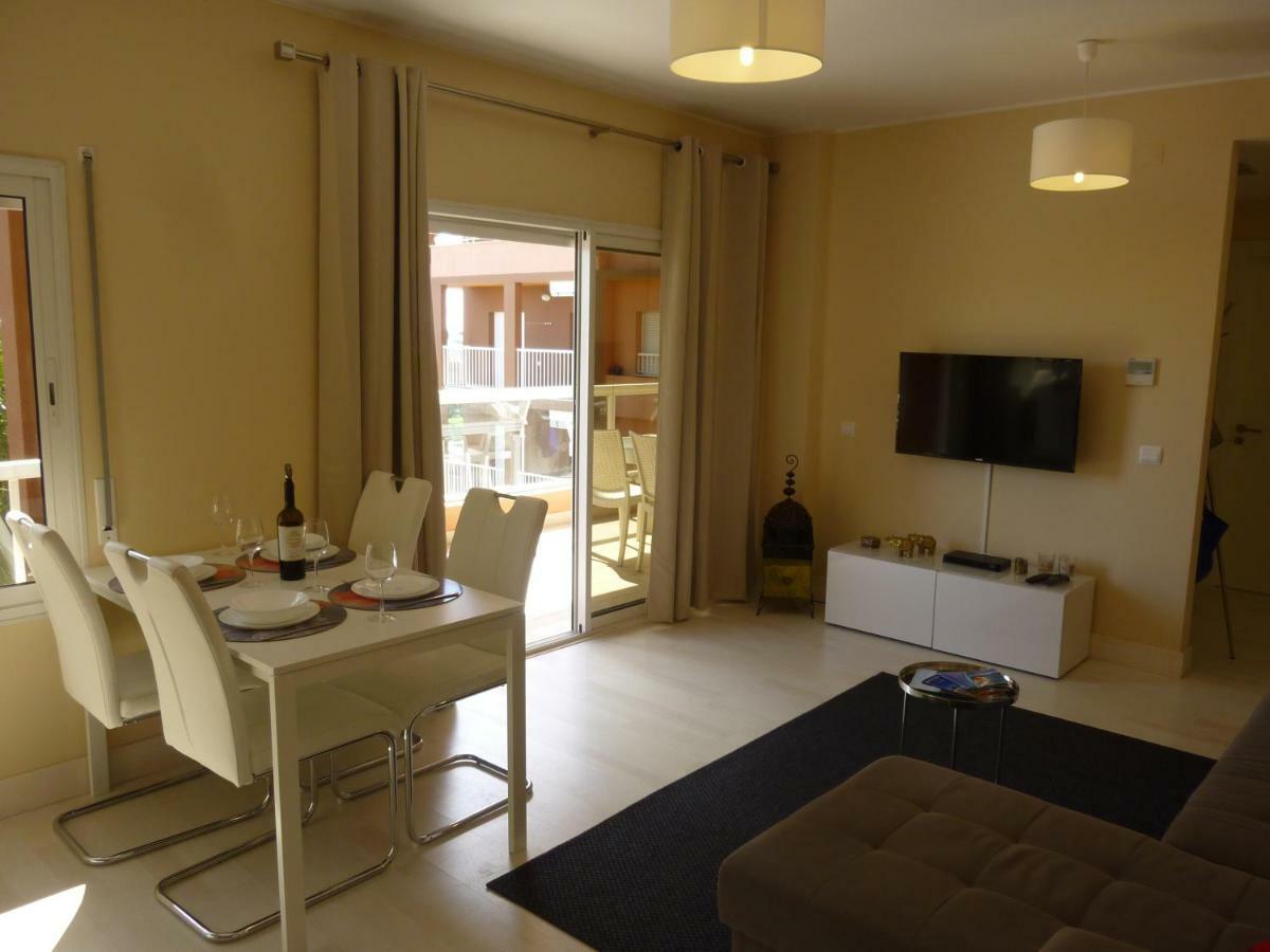 Beach & Sea Apt, Fast Wifi, Airco, Private Parking And Pool Portimão Exterior foto